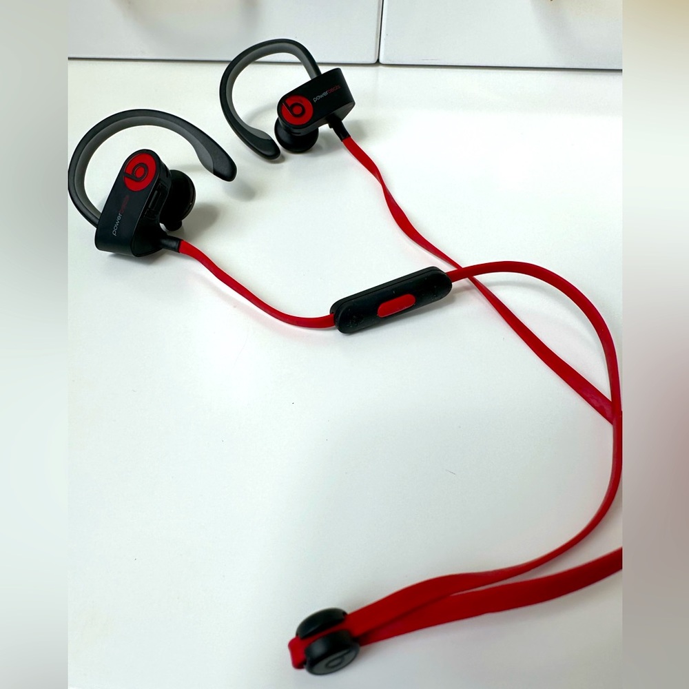 Beats by Dre Wireless Powerbeats2